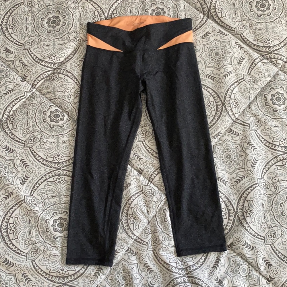 Dark grey Calvin Klein workout crop leggings